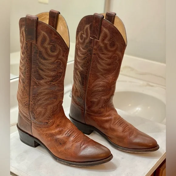 JUSTIN MEN Cowboy boots Size 10D in great condition clean interior great bottom - Picture 1 of 11